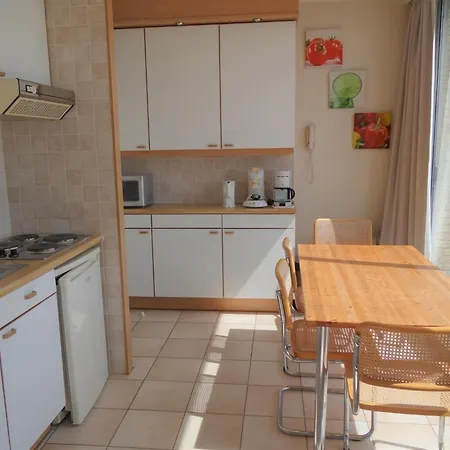 Horizon 0501 Located On The Sea Apartment